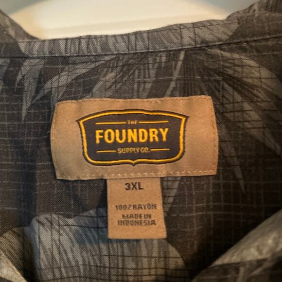 EUC The Foundry Men's Gray Hawaiian Shirt Palms Front Buttons Size 3XL - Picture 3 of 6